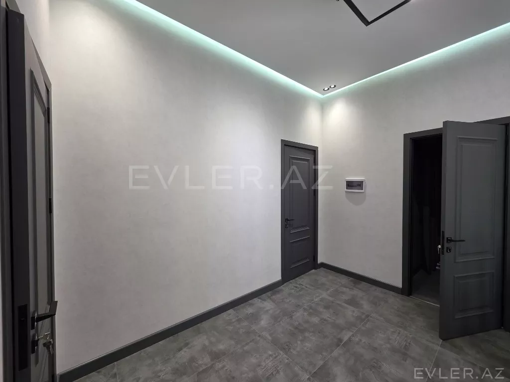Satılır, həyət evi/villa