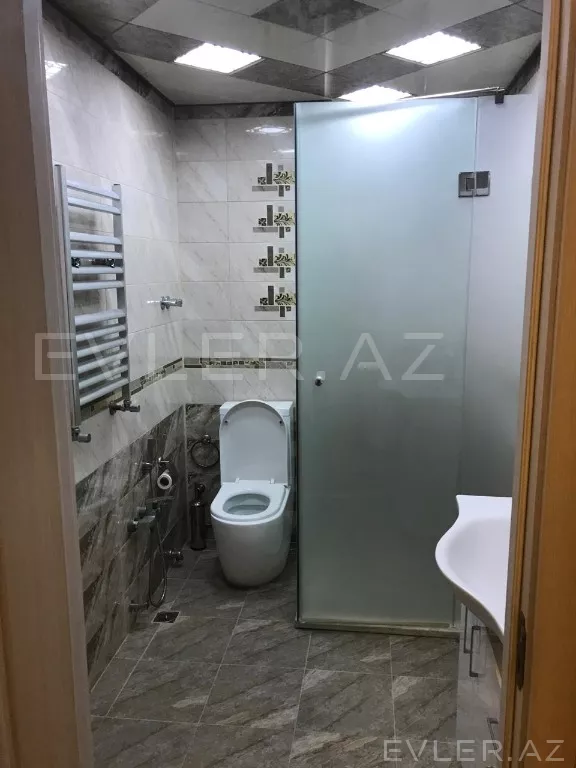 Satılır, yeni tikili