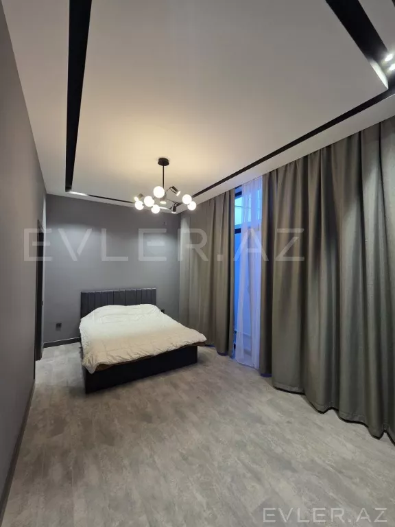 Satılır, həyət evi/villa