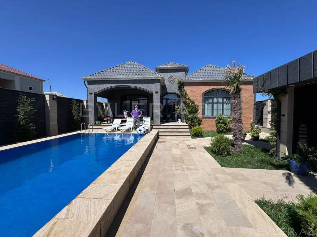 Satılır, həyət evi/villa