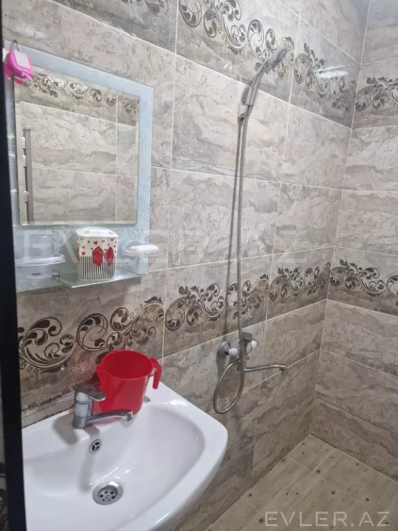 Aylıq, həyət evi/villa