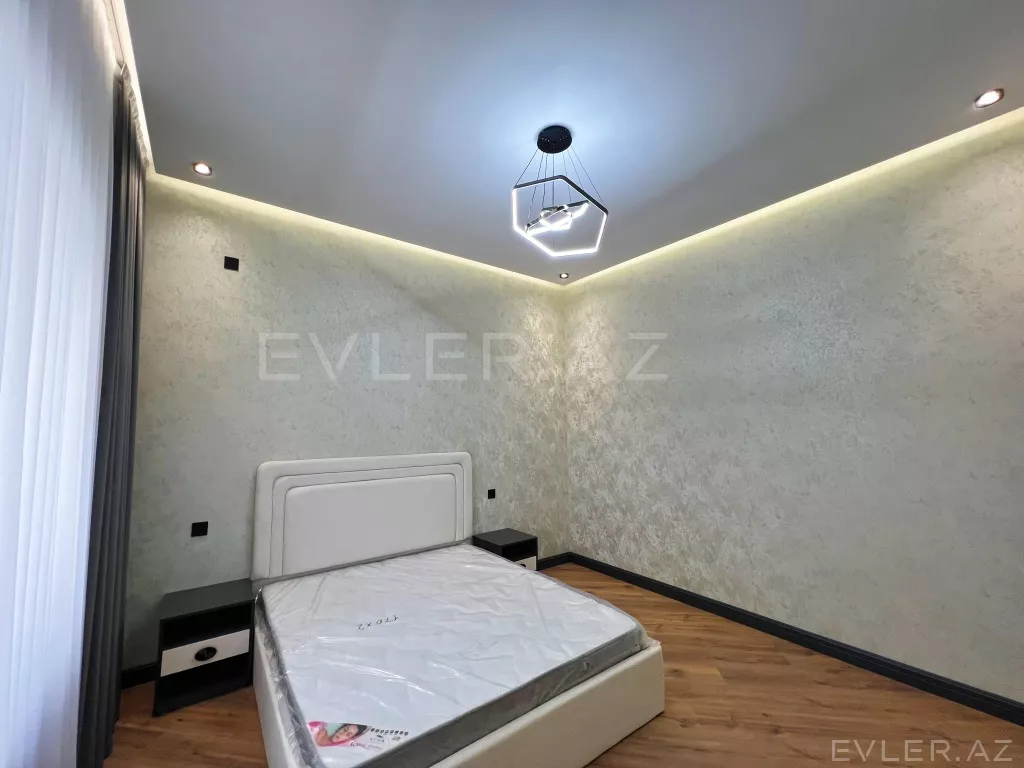 Satılır, həyət evi/villa