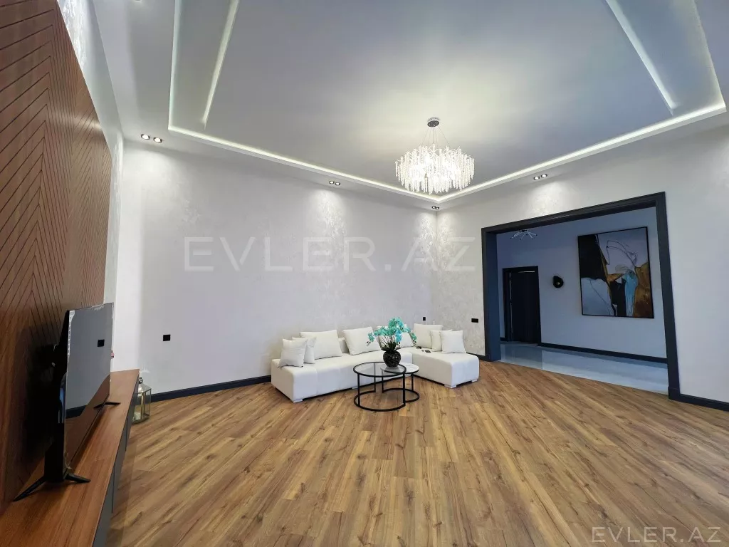 Satılır, həyət evi/villa