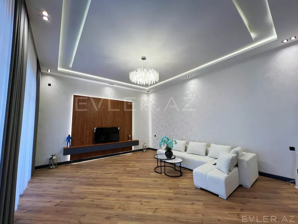 Satılır, həyət evi/villa