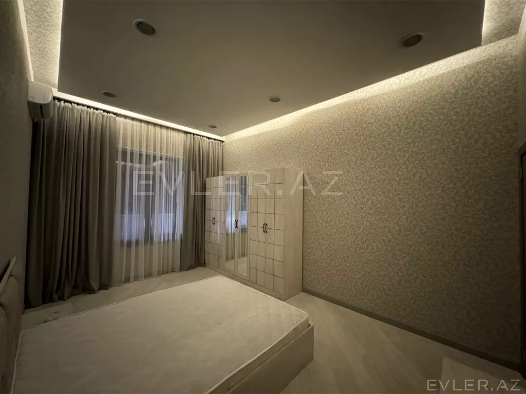Satılır, həyət evi/villa