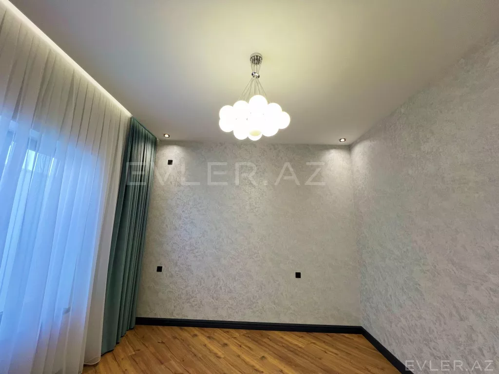 Satılır, həyət evi/villa
