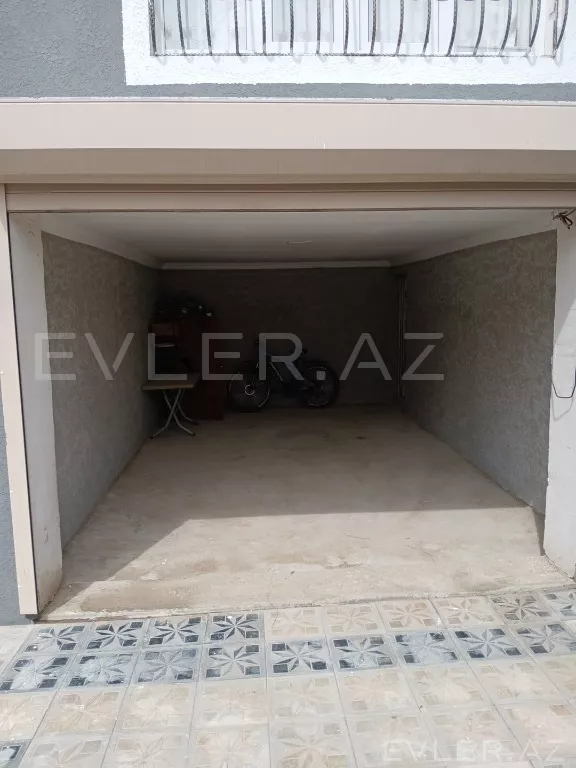 Satılır, həyət evi/villa