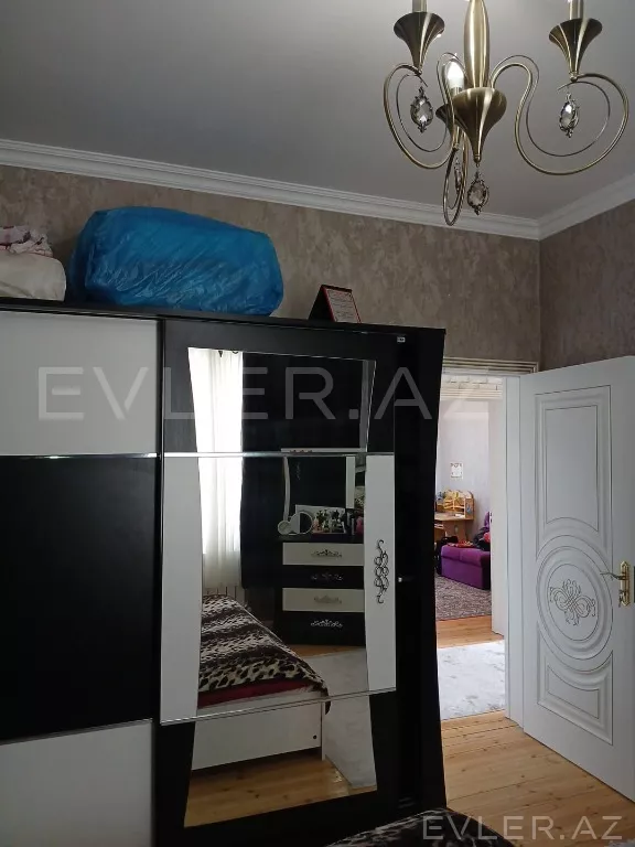 Satılır, həyət evi/villa