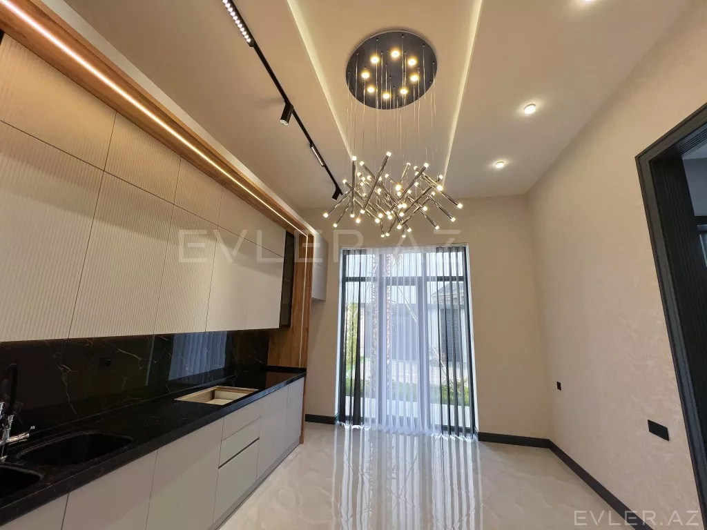 Satılır, həyət evi/villa