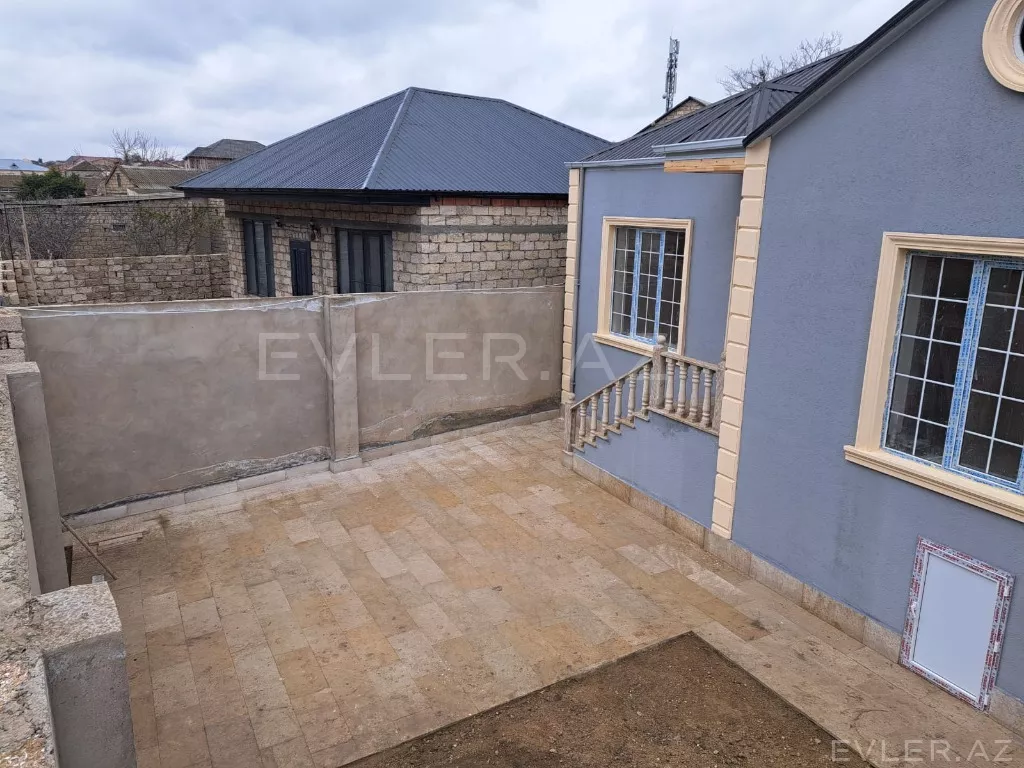 Satılır, həyət evi/villa
