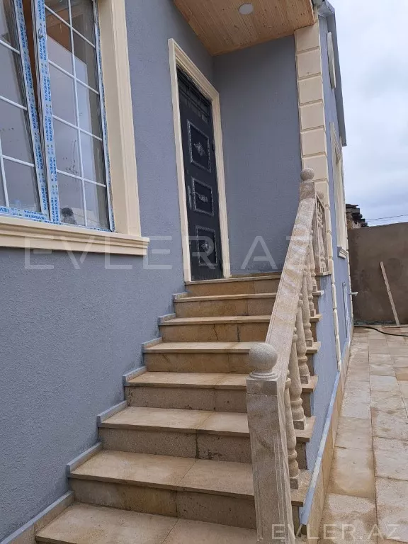 Satılır, həyət evi/villa