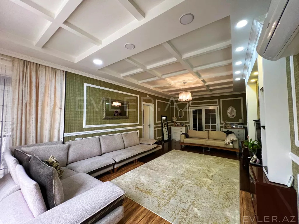 Satılır, həyət evi/villa