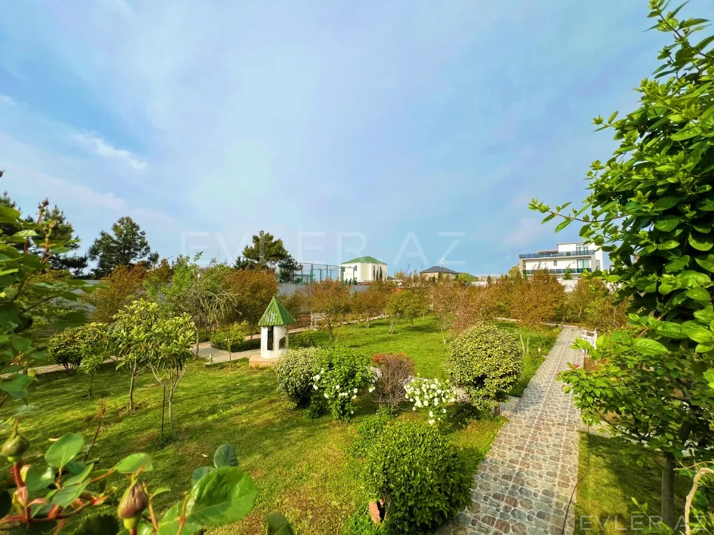 Satılır, həyət evi/villa