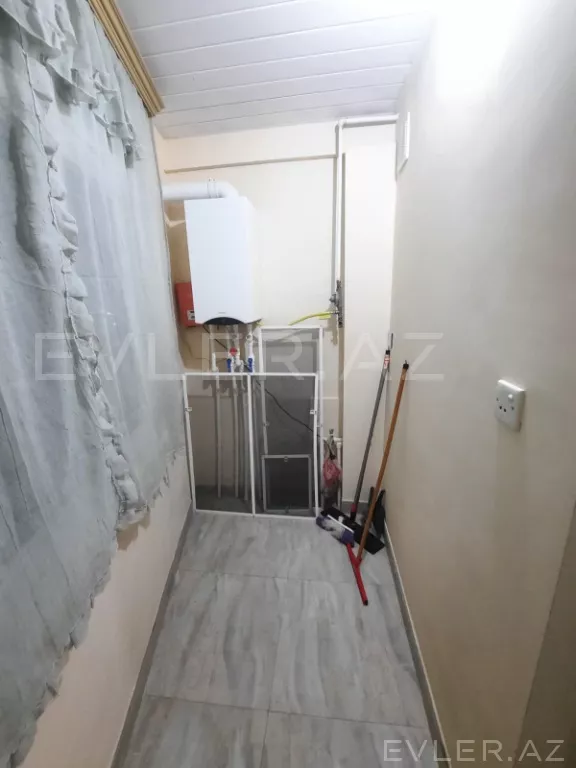 Aylıq, köhnə tikili