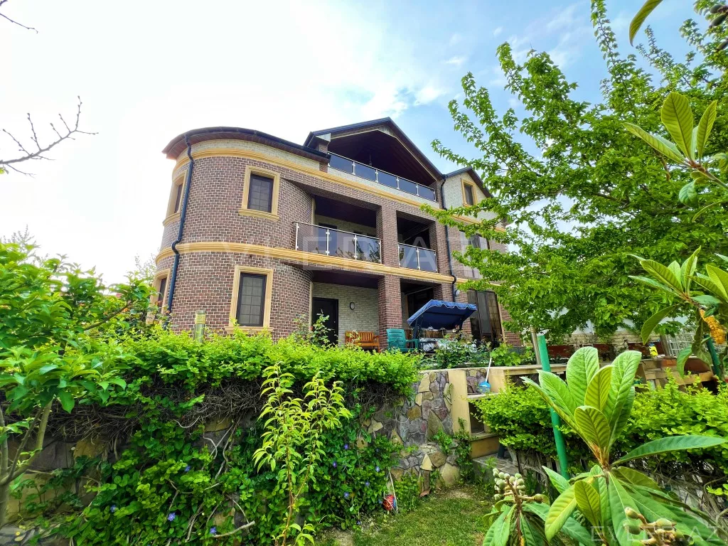 Satılır, həyət evi/villa