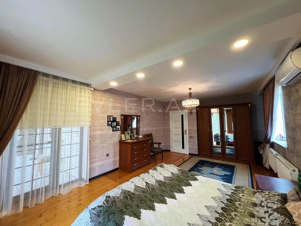 Satılır, həyət evi/villa