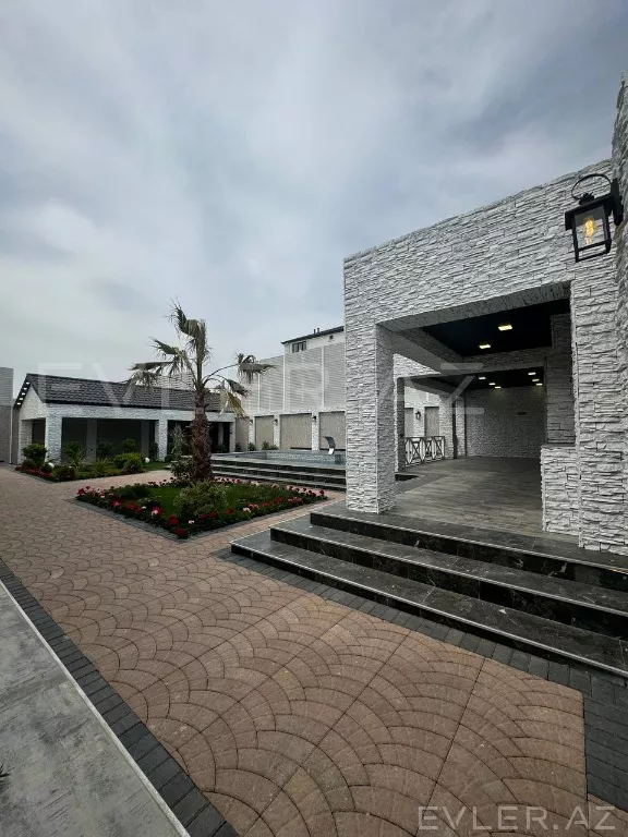 Satılır, həyət evi/villa