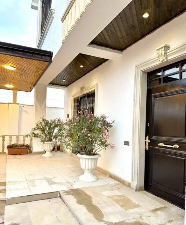 Satılır, həyət evi/villa