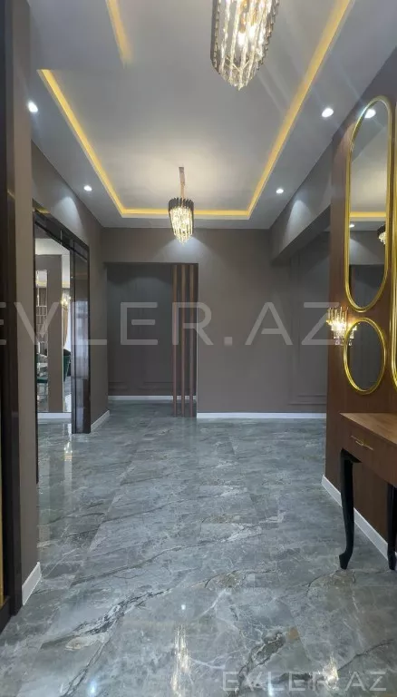Satılır, həyət evi/villa