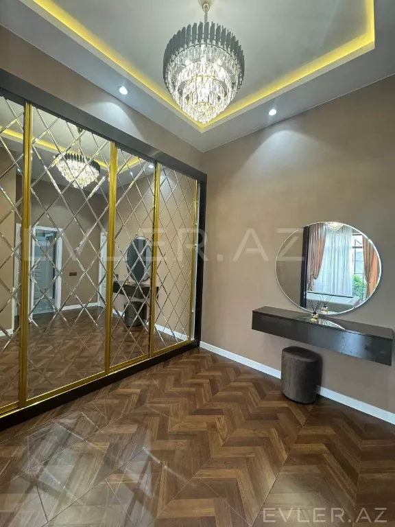 Satılır, həyət evi/villa