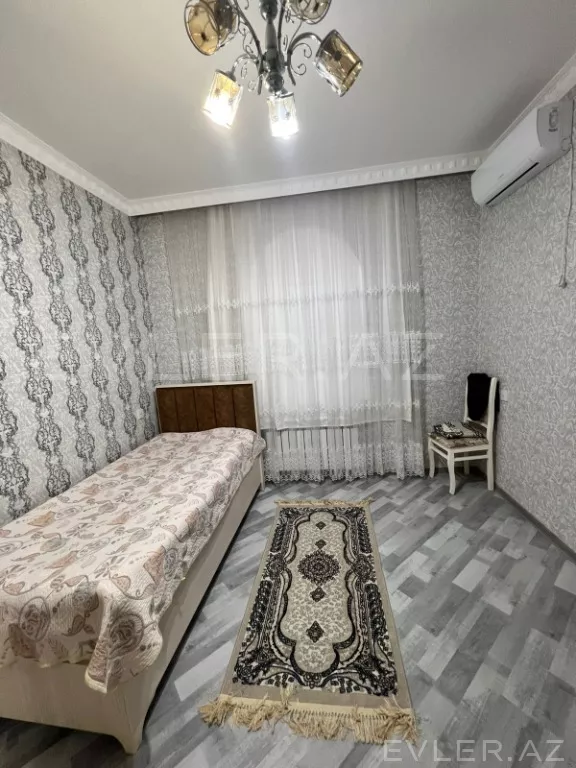 Satılır, həyət evi/villa