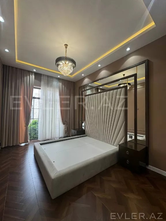 Satılır, həyət evi/villa