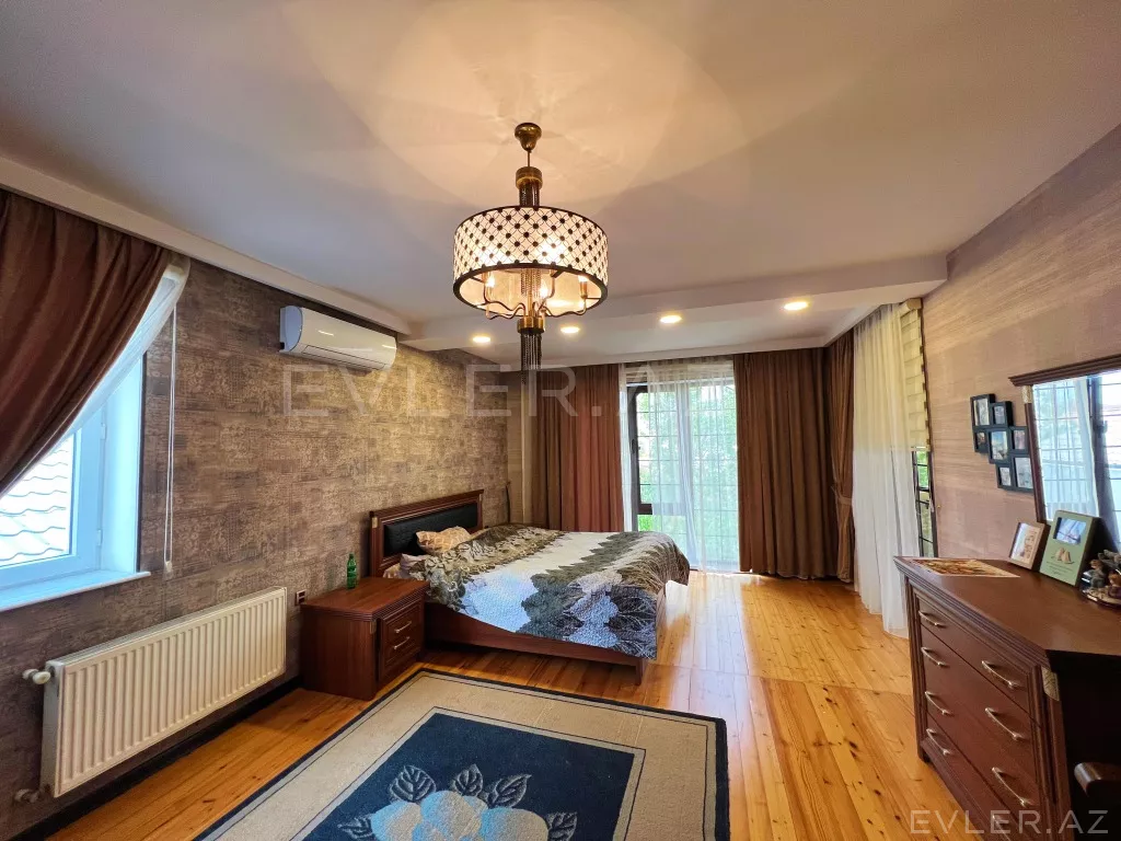 Satılır, həyət evi/villa