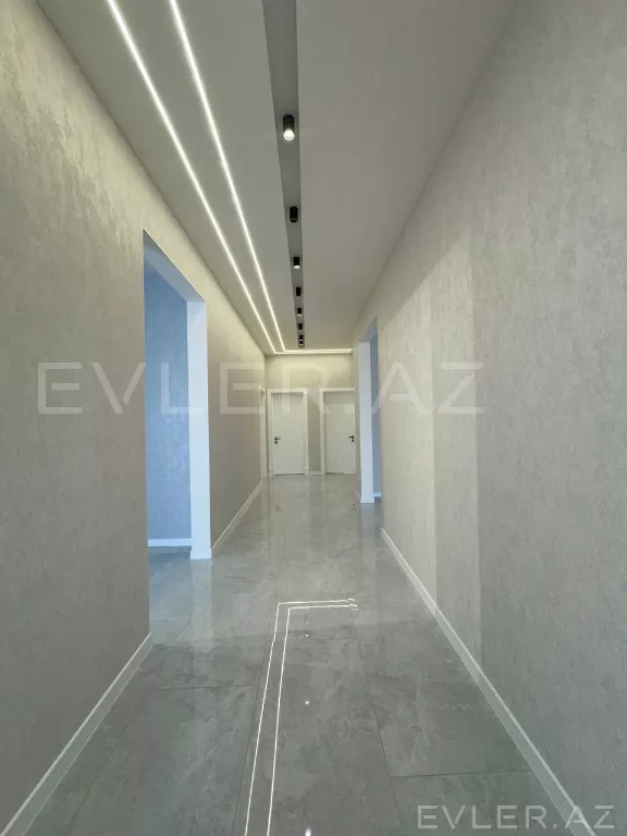 Satılır, həyət evi/villa
