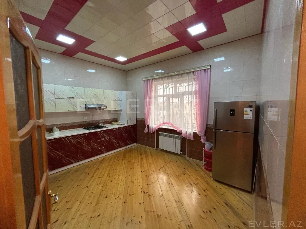 Satılır, bağ evi