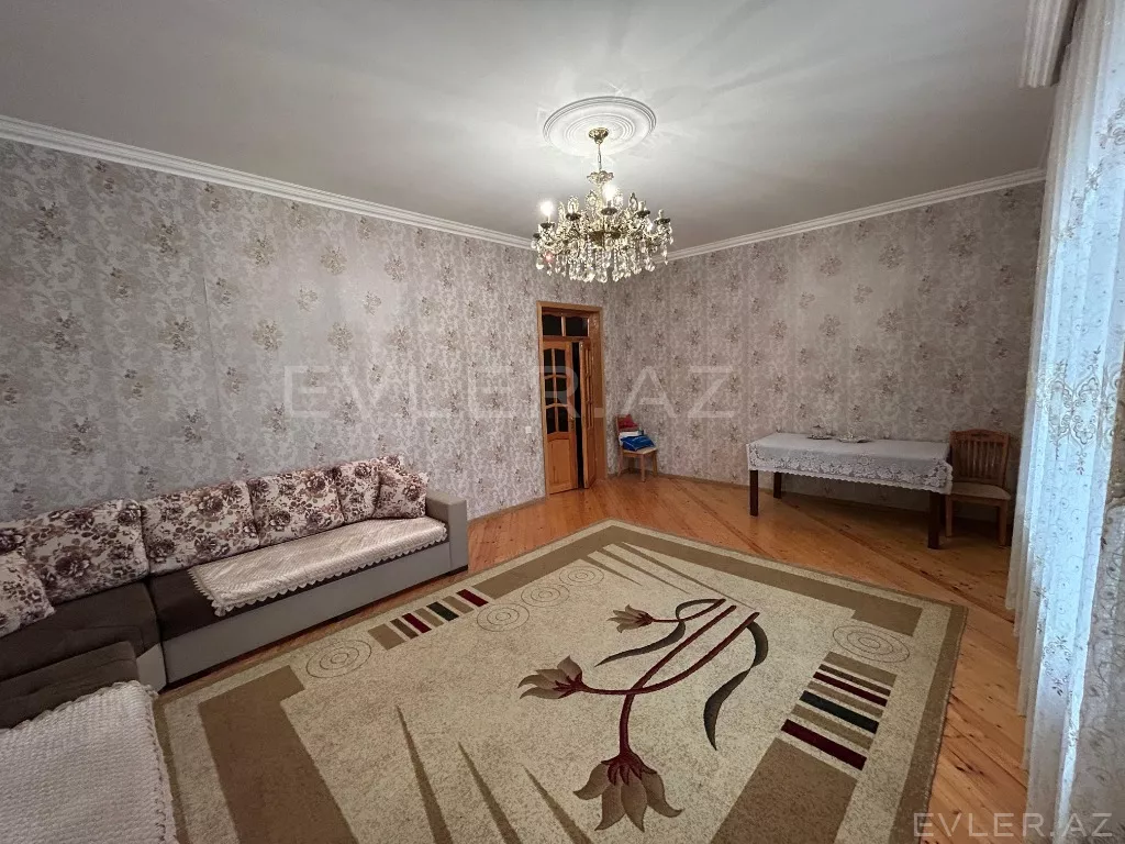 Satılır, bağ evi
