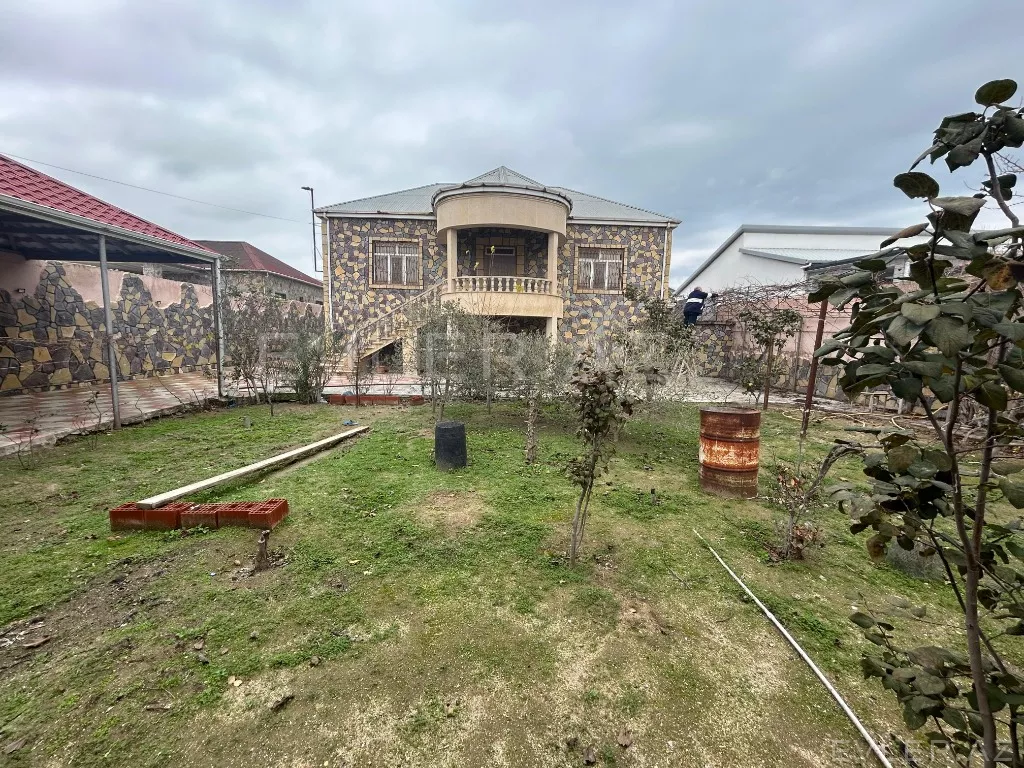 Satılır, bağ evi