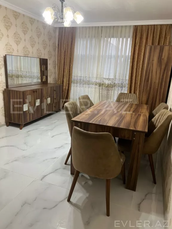 Satılır, həyət evi/villa