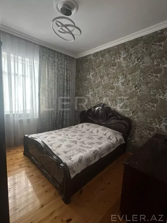 Satılır, həyət evi/villa