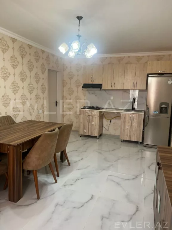 Satılır, həyət evi/villa
