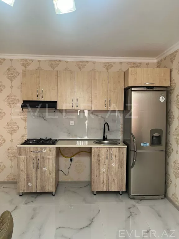 Satılır, həyət evi/villa