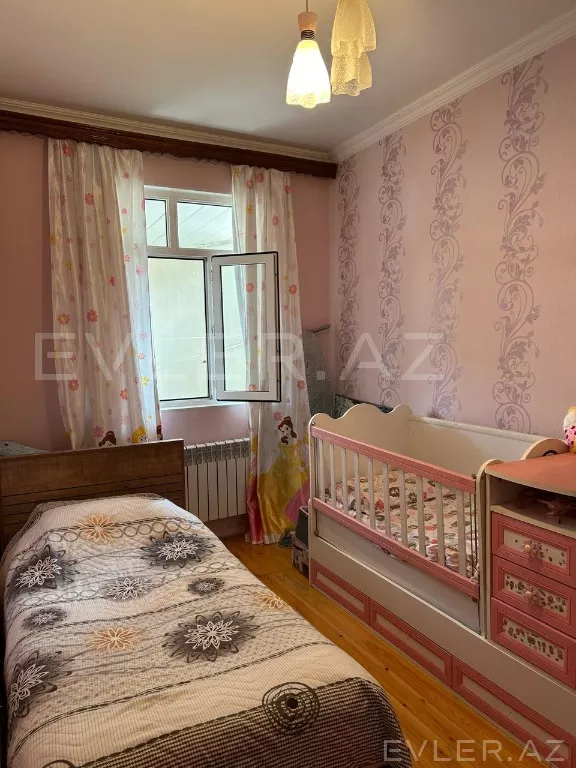 Satılır, həyət evi/villa