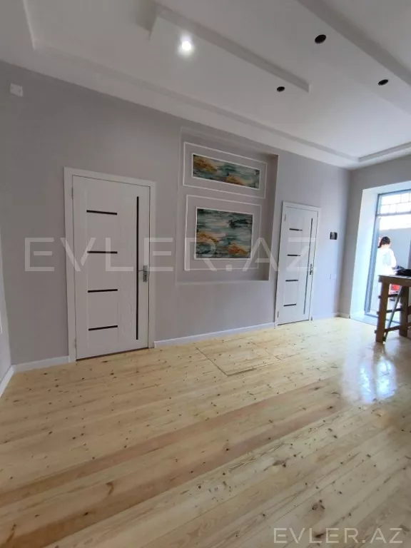 Satılır, həyət evi/villa