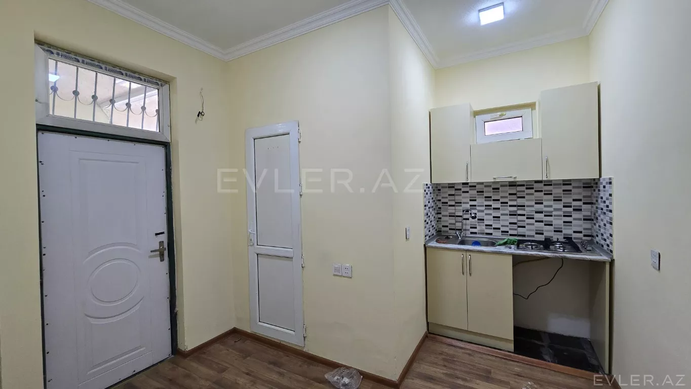 Satılır, həyət evi/villa