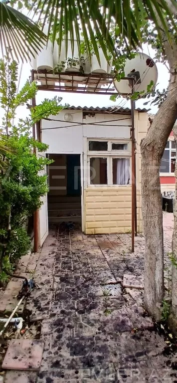 Satılır, həyət evi/villa