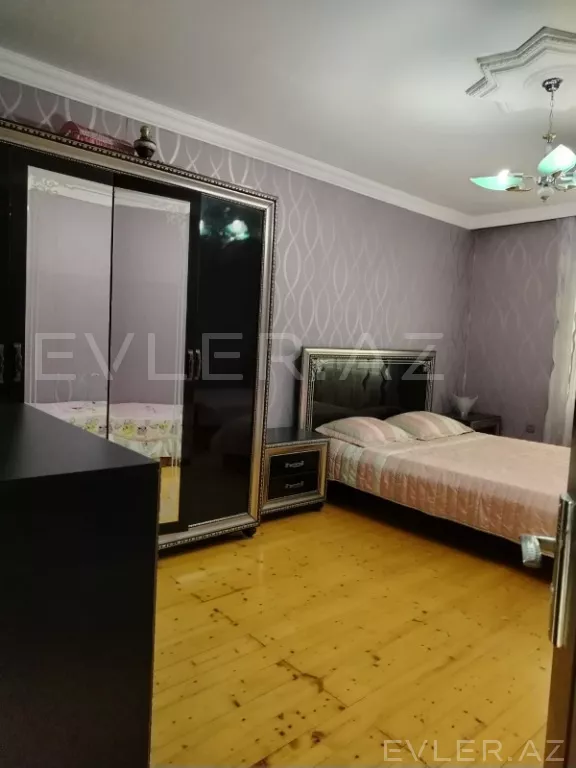 Satılır, həyət evi/villa