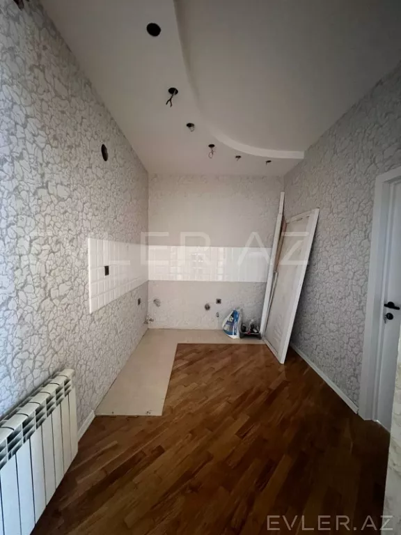 Satılır, yeni tikili