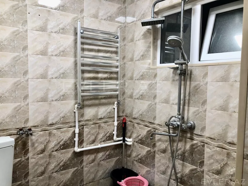 Satılır, yeni tikili