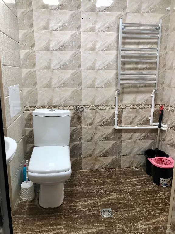 Satılır, yeni tikili