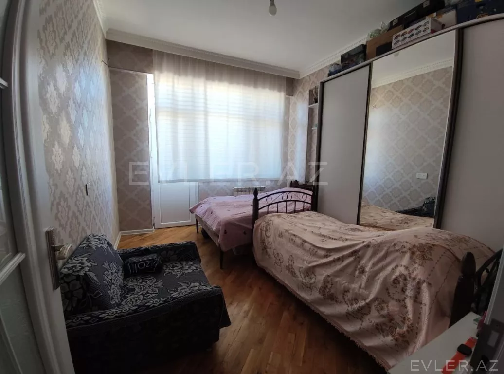 Satılır, yeni tikili