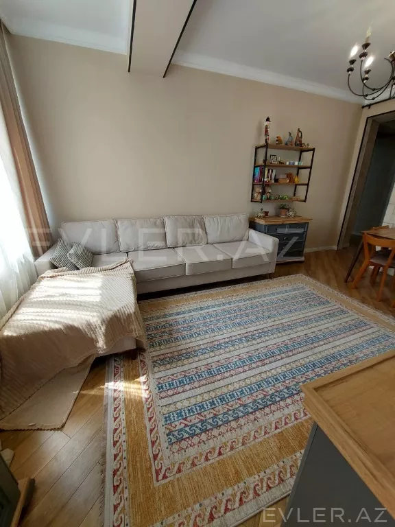 Satılır, yeni tikili