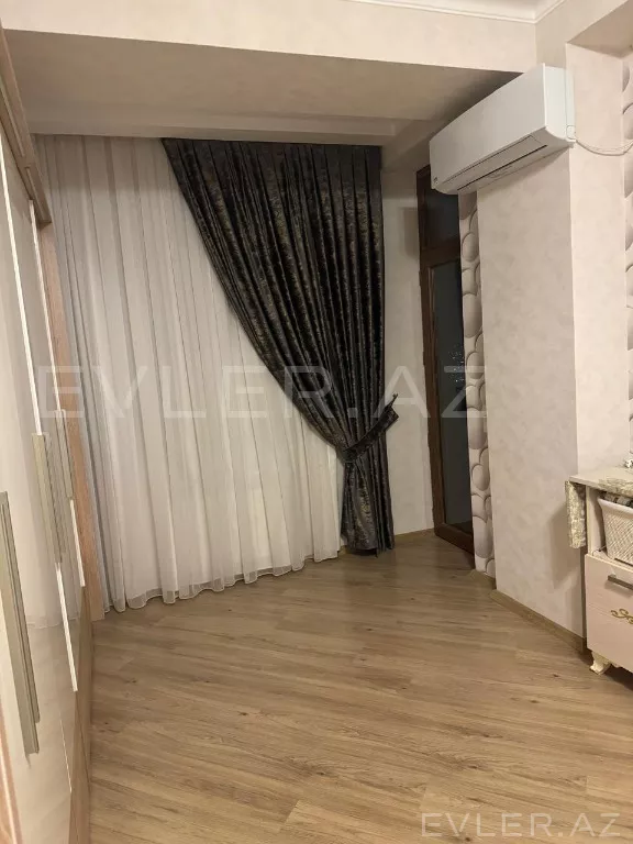 Satılır, yeni tikili