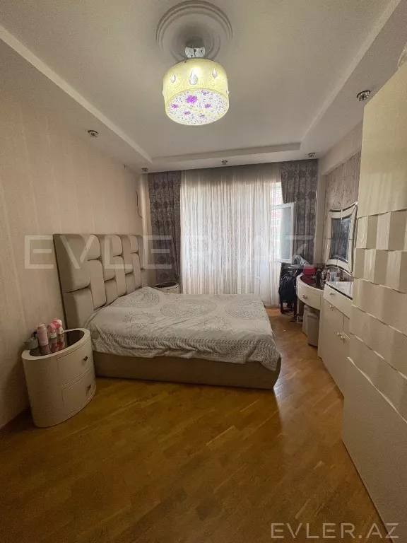 Satılır, yeni tikili