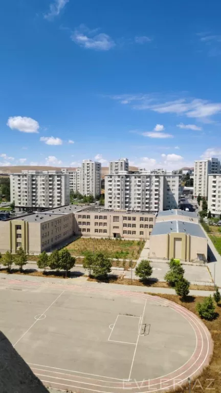 Satılır, yeni tikili