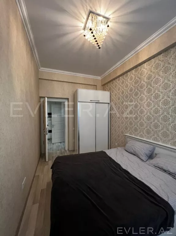 Satılır, yeni tikili