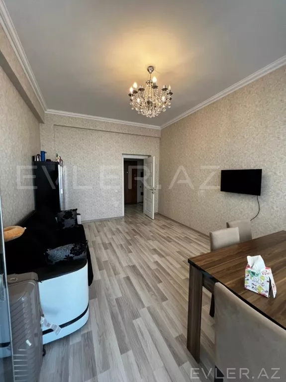 Satılır, yeni tikili